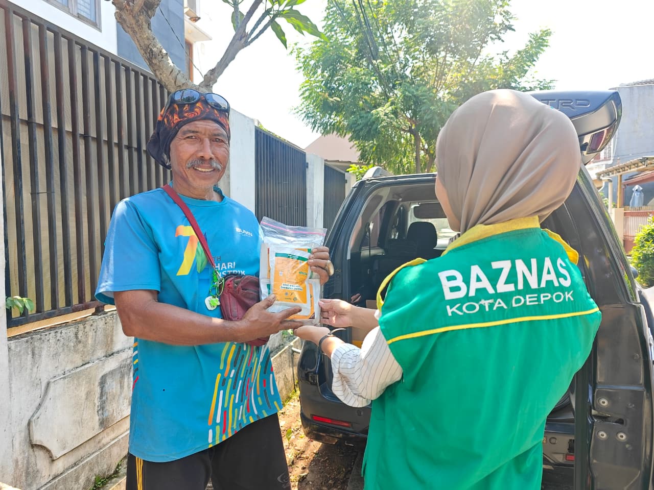 BAZNAS Kota Depok Salurkan Daging DAM Haji 2025 kepada Mustahik
